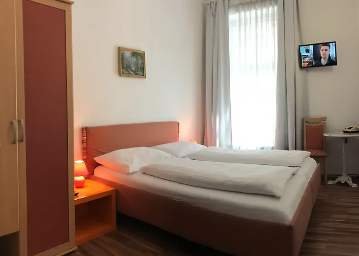 Liechtenstein Bed & Breakfast 3*